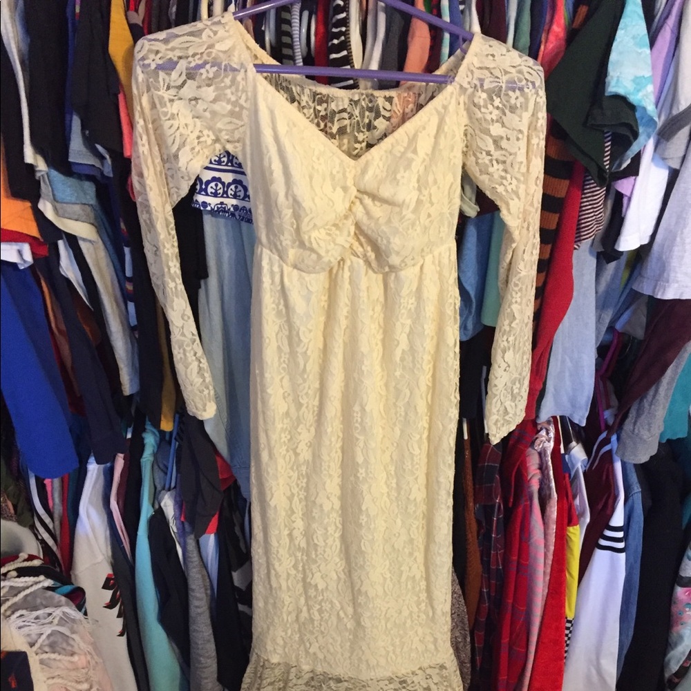 Cream maternity dress